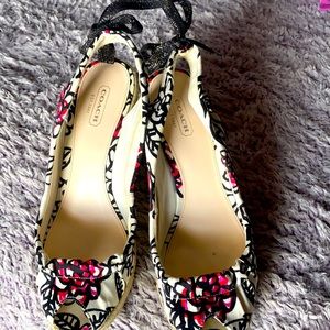 Woman’s Coach shoes